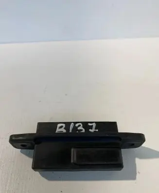 Tailgate opening switch