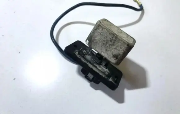 Mazda 323 F Heater blower motor/fan resistor 76653 7665-3