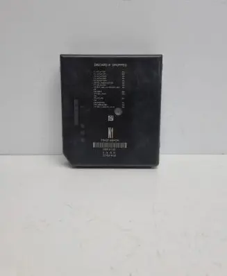 Nissan Qashqai Fuse module 284B74BA0A 521501F08 2080104238