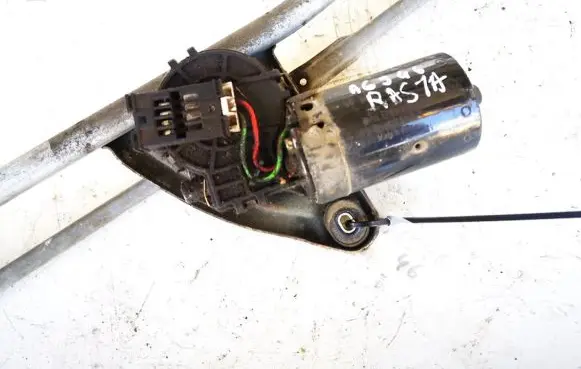 BMW 3 E46 Wiper motor 67638362155 67.63-8362155