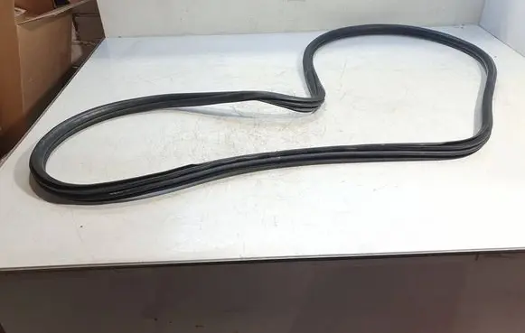 BMW 1 F20 F21 Front door rubber seal 7240849 51727240849