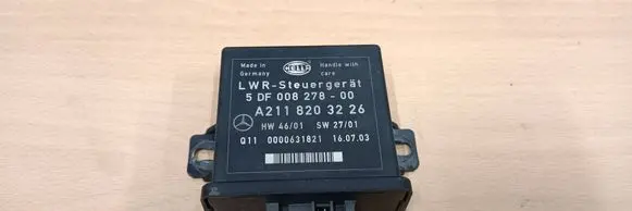 Mercedes-Benz E W211 Light module LCM 5DF00827800 0000631821 A2118203226