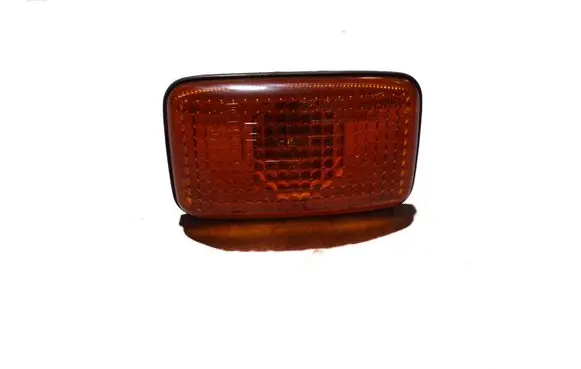 Nissan X-Trail T30 Front fender indicator light 5320