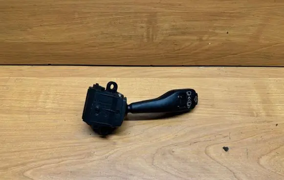 BMW 5 E39 Wiper control stalk 01204030 8375408