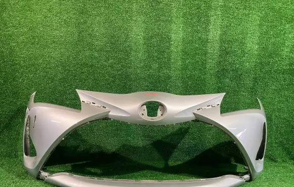 Toyota Yaris Front bumper 521190DA40