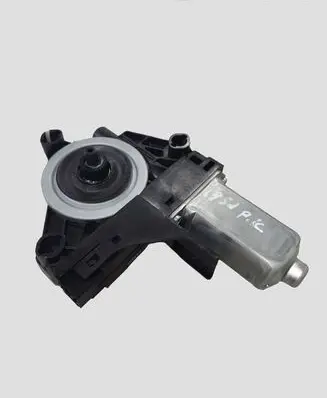 Volvo V40 Front door window regulator motor 966268103