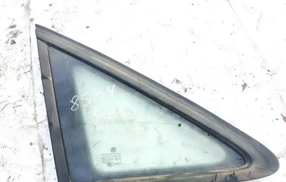 Volkswagen Touran I Front triangle window/glass 