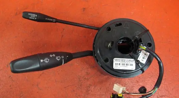 Chrysler 300 - 300C Wiper turn signal indicator stalk/switch 1FS82XXXAD
