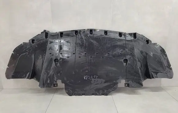 Ford Mustang VI Engine splash shield/under tray JR3B6A975DE