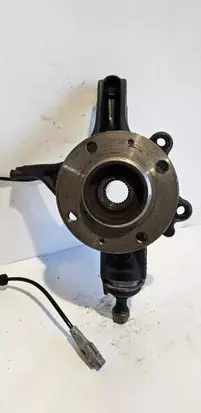 Citroen Berlingo Front wheel hub H005199KAMAX