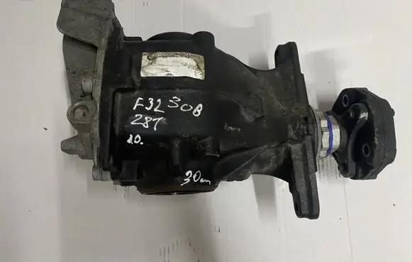 BMW 4 F32 F33 Rear differential 281 7616971