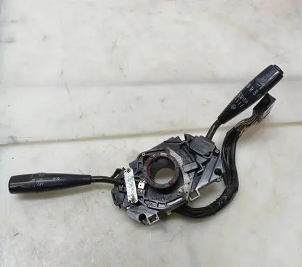 Toyota Corolla E110 Wiper turn signal indicator stalk/switch C14CV318