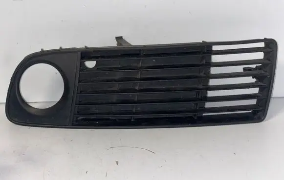 Audi A6 S6 C5 4B Front bumper lower grill 4B0807681S