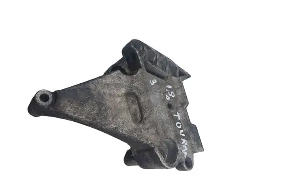 Volkswagen Touran I Engine mounting bracket 03G199207A