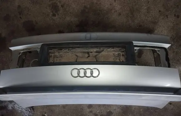 Audi 80 90 S2 B4 Tailgate/trunk/boot lid 