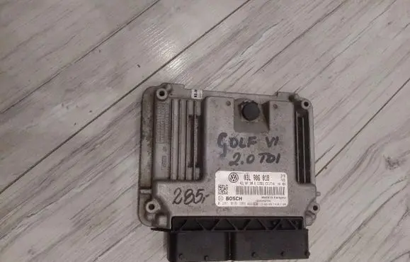 Volkswagen Golf VI Engine control unit/module ECU 03l906018