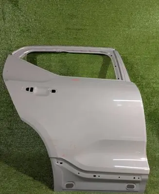 Volvo XC40 Rear door 