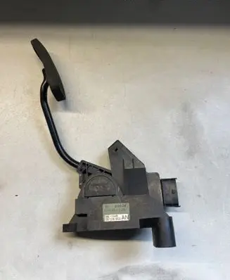 Opel Astra G Accelerator throttle pedal 0281002277 09128852 083100405