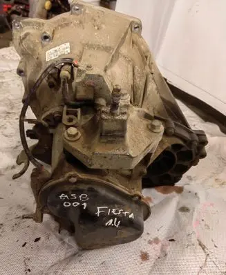 Ford Fiesta Manual 5 speed gearbox 2N1R7002CB