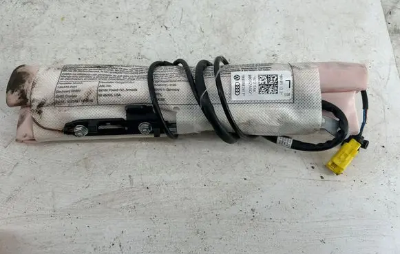 Audi A4 S4 B8 8K Seat airbag 8K0880241F
