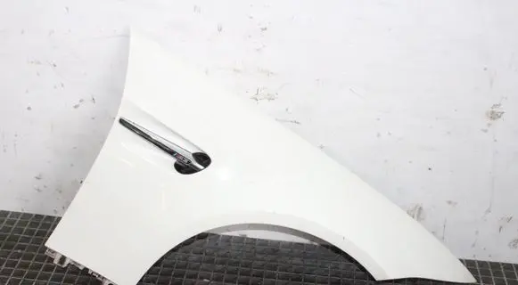BMW M3 e92 Fender