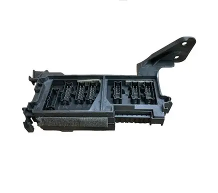 Mercedes-Benz ML W164 Fuse module A1645400272