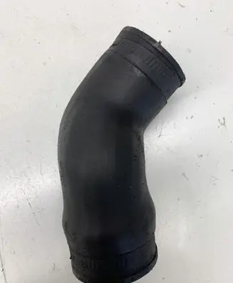 Audi A4 S4 B7 8E 8H Intercooler hose/pipe 8E0145834H