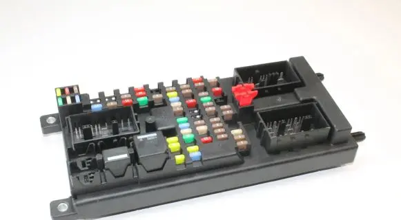 Land Rover Range Rover Evoque L538 Fuse module BJ3214F041AC