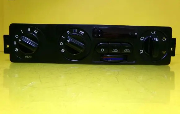 KIA Carnival Climate control unit OK55A61190 90200302