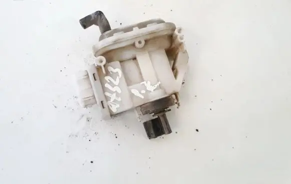 Volkswagen PASSAT B3 Central locking vacuum pump 357862153h