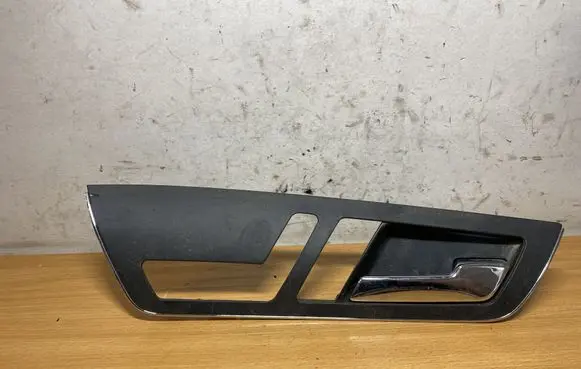 Mercedes-Benz S W221 Other interior part A3364010001 C1519
