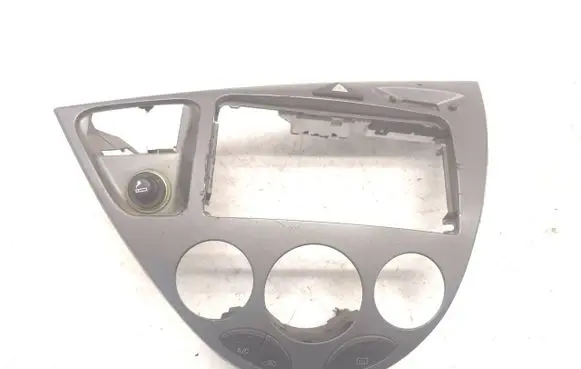 Ford Focus Climate control/heater control trim 98ABA046A04AEW 98AB15000CCW