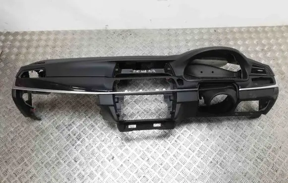 BMW 5 F10 F11 Dashboard RHD