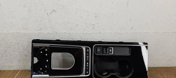 Jaguar XE Other interior part GX73044E04B