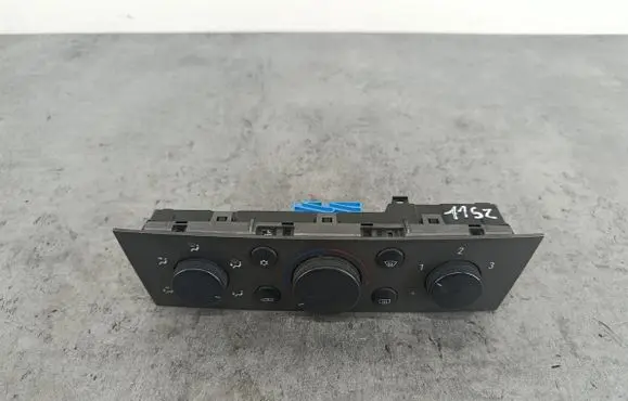 Opel Vectra C Climate control/heater control trim 13138190