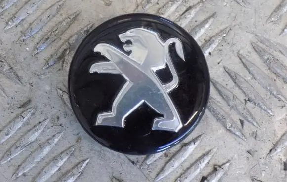 Peugeot 2008 II Original wheel cap 9807999277 9672558477 9806697577
