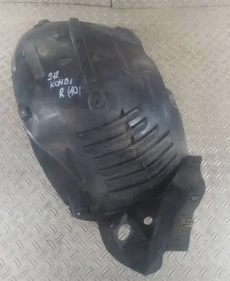 Front wheel arch liner splash guards