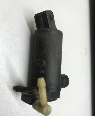 Ford Fiesta Windscreen/windshield washer pump 2S6T17K624BA