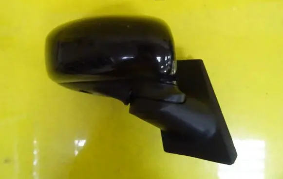 Fiat Idea Front door electric wing mirror