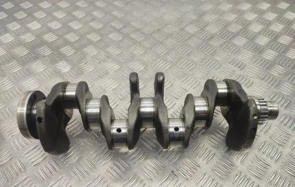 Volkswagen Caddy Crankshaft 03L105101 CAY