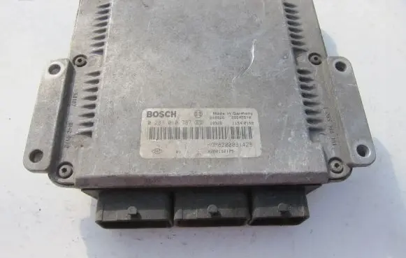 Renault Master II Engine control unit/module 8200091428 0281010787
