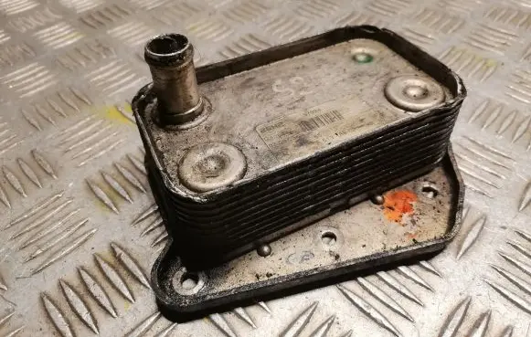 Mercedes-Benz E W211 Gearbox / Transmission oil cooler 6131880201