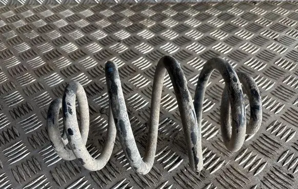 Audi A6 S6 C5 4B Rear coil spring