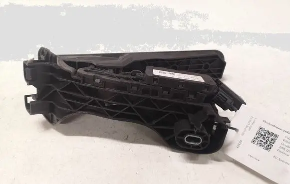 Volkswagen PASSAT B6 Accelerator throttle pedal 1K1721503L 6PV00860000