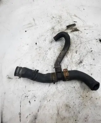 Audi A4 S4 B5 8D Engine coolant pipe/hose