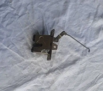 Tailgate/trunk/boot lock/catch/latch