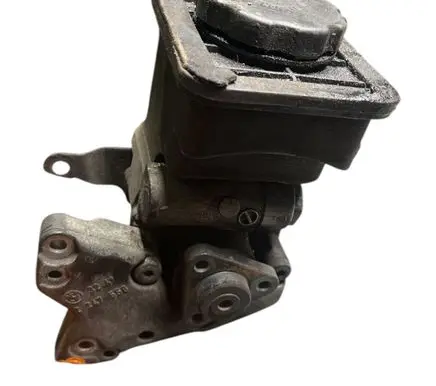 BMW 7 E65 E66 Power steering pump 6759212 2247556 61289