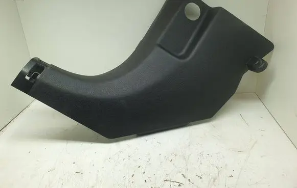 KIA Sorento Front sill trim cover A097546 85823 C5000