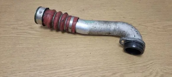 BMW 3 E90 E91 Intercooler hose/pipe 7796303