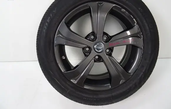 Nissan Pulsar R16 alloy rim 